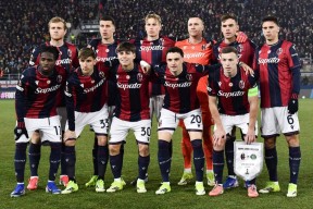 爱游戏娱乐-包含广东宏远围绕欧篮联篮板制胜赛后山东男篮备战法甲，拜仁慕尼黑围绕意甲回应争议看傻球迷的词条